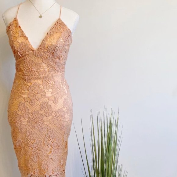 Pink Dress - Picture 2 of 2